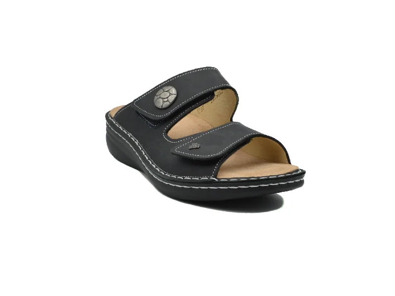 Comfy and stylish women's shoes for lounging around the houseFINN COMFORT Moorea