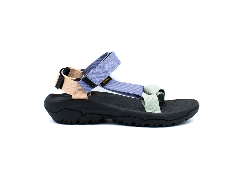 Durable and stylish women's shoes for outdoor activitiesTEVA Hurricane Xlt2