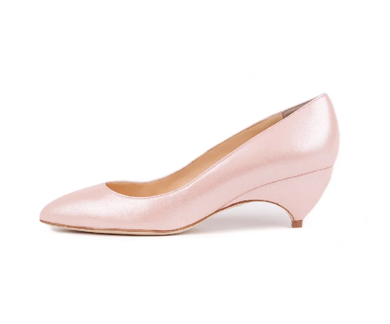 Practical and functional women's footwear solutionsBIBI