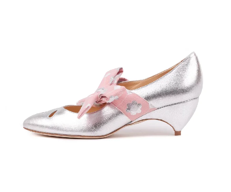 Chic and sophisticated women's footwear for workPIALI