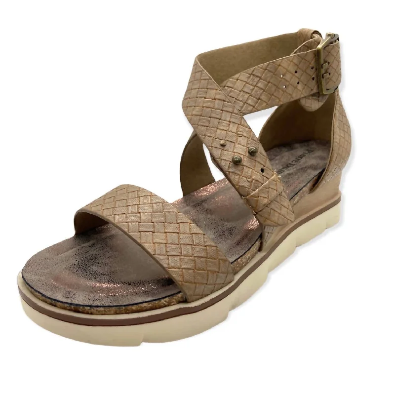 Chic and stylish women's shoes for fashion weekLisle Wedges In Taupe Tan