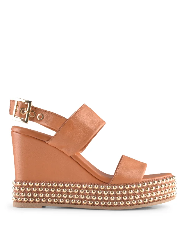 Versatile and adaptable women's shoes for every occasionReign Tan Leather