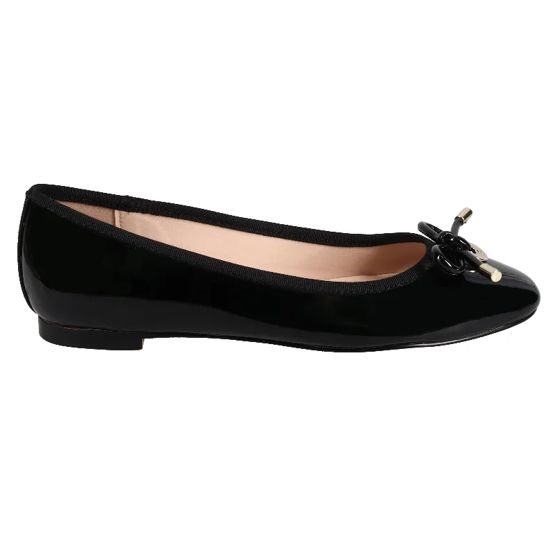Practical and functional women's footwear solutionsWomen's Payly3