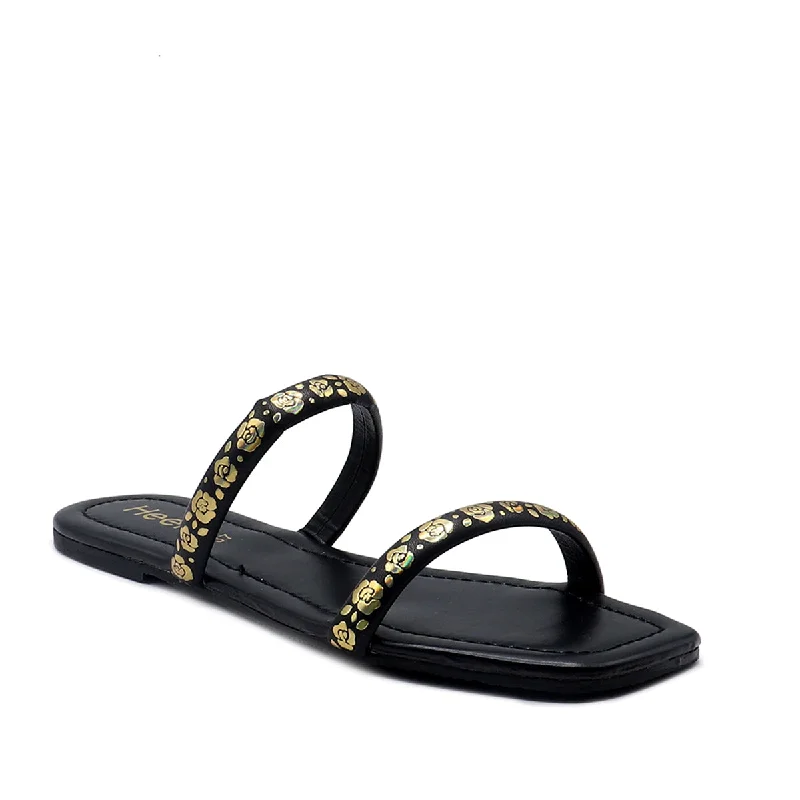 Fashion-forward and trendy women's shoe stylesBlack Casual Slipper 000376