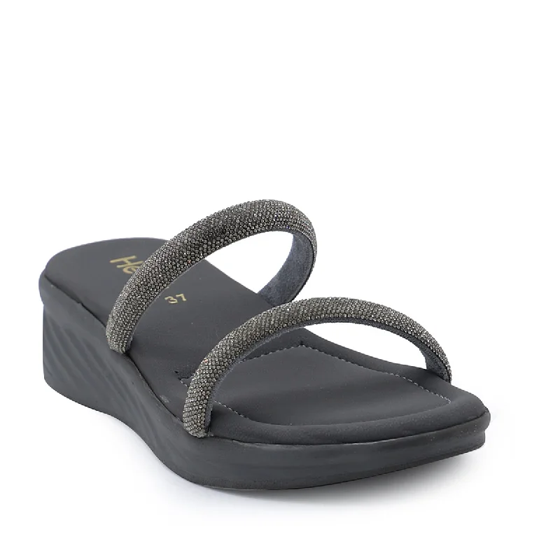 Timeless classic women's shoe designsGrey Casual Slipper 074137